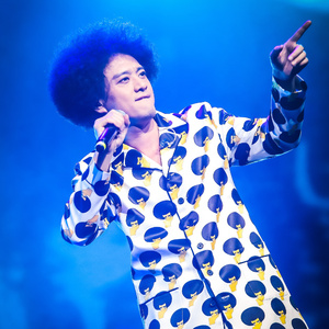 日本农村女人户外色情片
